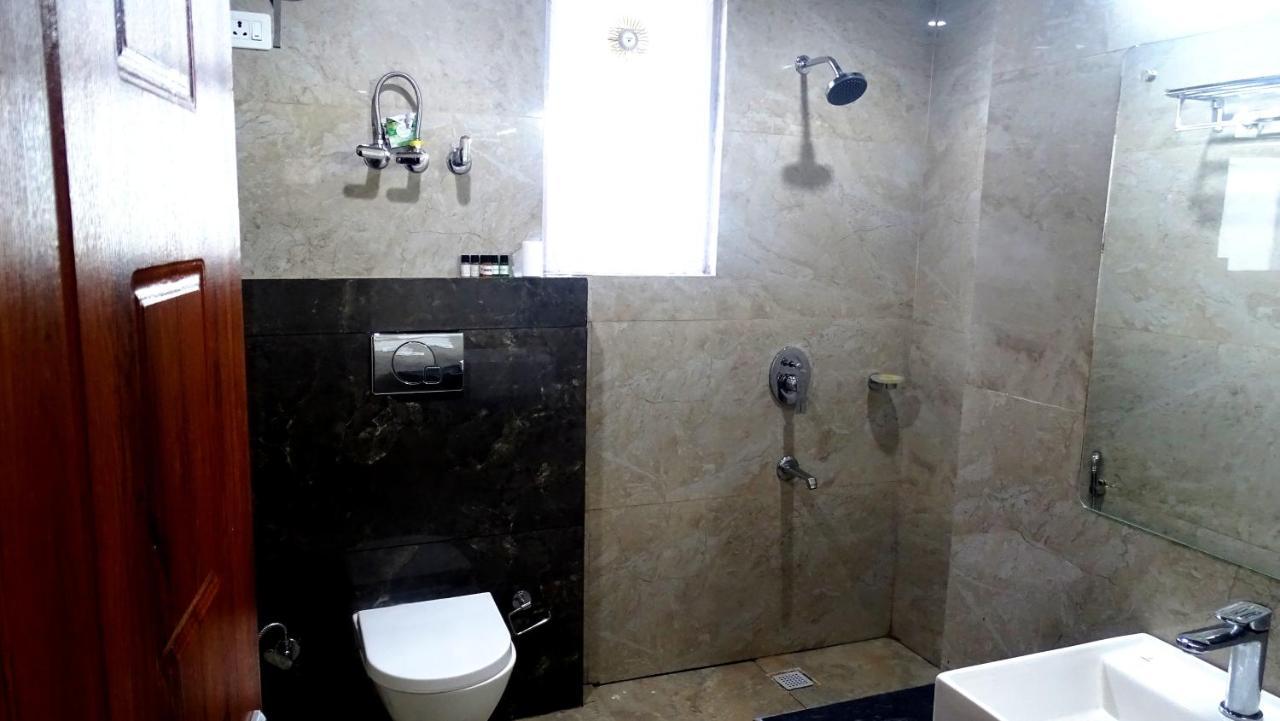 Humble Holiday Inn Kufri Simla מראה חיצוני תמונה