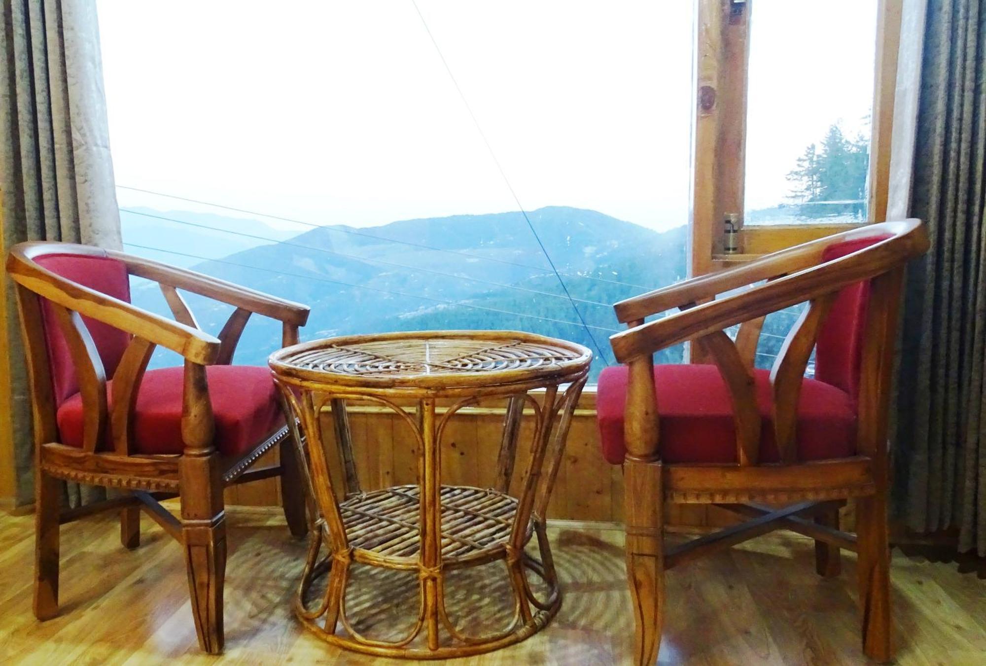 Humble Holiday Inn Kufri Simla מראה חיצוני תמונה